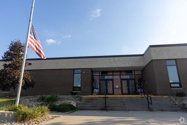 Mineral Ridge High School provides education in the neighborhood of 
Outlying Trumbull County