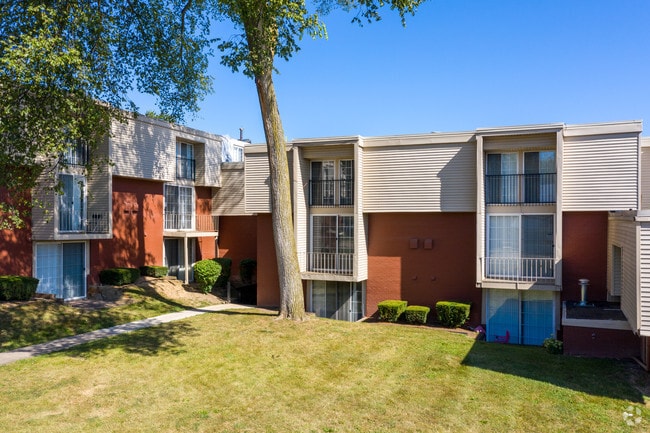 Covington Apartments, Ypsilanti, MI 48197 - photo 7