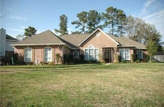 514 River Oaks Dr, Covington, LA 70433
