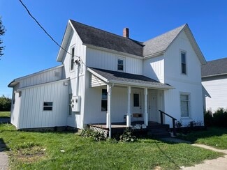 407 W Boston St Unit 2, Syracuse, IN 46567