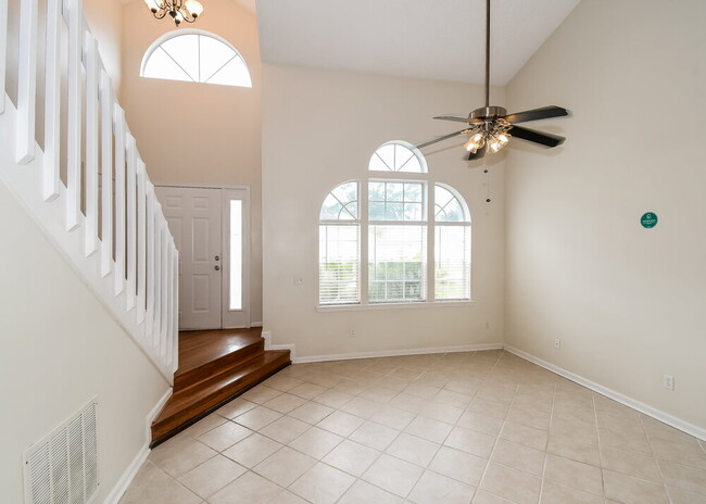 9591 Sugar Hollow Ln, Jacksonville, FL 32256 - photo 3