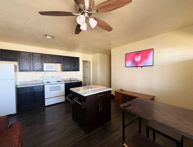 3333 W 8th St unit 1, Thatcher, AZ 85552 - photo 7