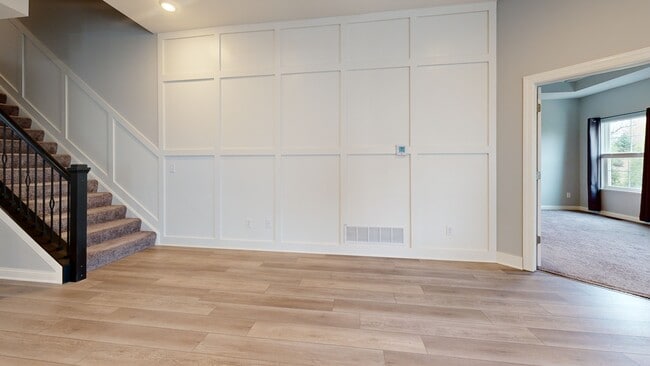 5524 Eva Loop N, Dublin, OH 43016 - photo 2