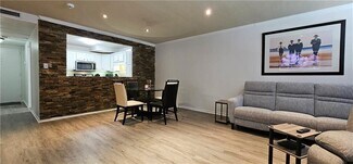 2965 Pharr Ct S NW, Atlanta, GA 30305