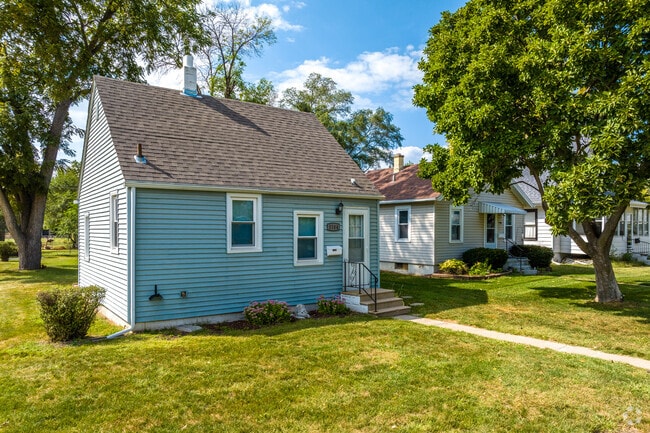 Sherman’s quiet streets feature cottages shaded by mature trees.