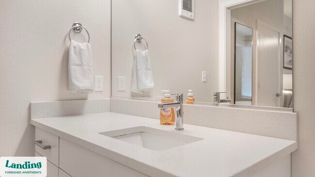 3158 SW 12th Ave unit A406, Portland, OR 97239 - photo 5