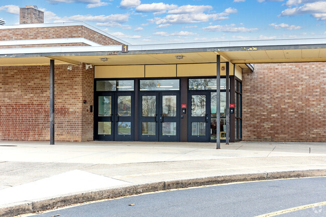 Pearl S. Buck Elementary School received a B+ rating from Niche.