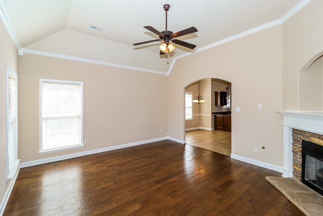 5357 Conifer View Ln, Lakeland, TN 38002 - photo 5