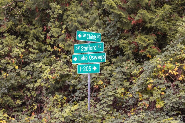 Westridge commuters have quick access to I-205 and I-5 for easy travel.