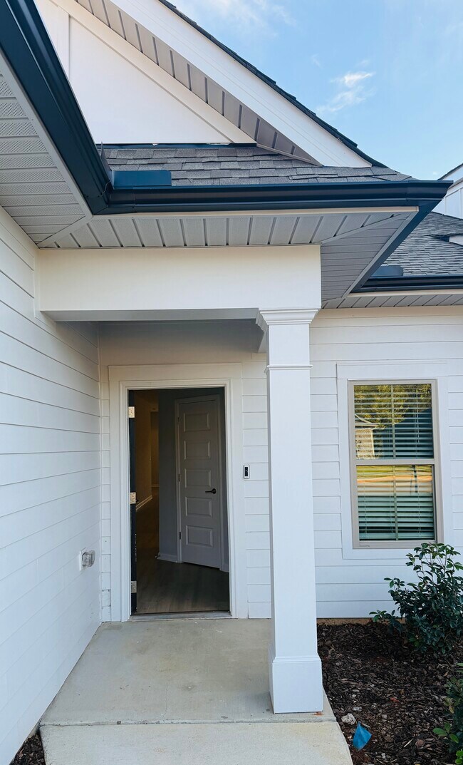 25150 Addlestone Dr, Athens, AL 35613 - photo 2