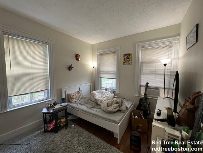 190 Highland St unit 2, Roxbury, MA 02119 - photo 5