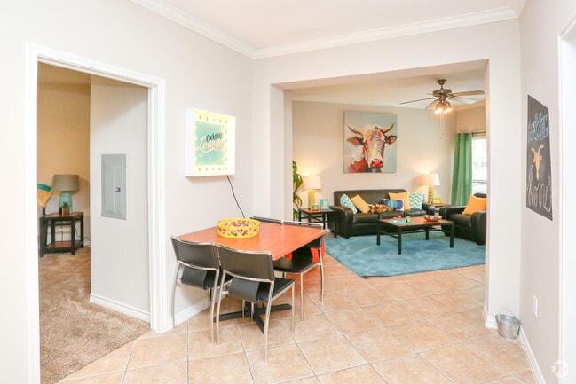 Villas on Guadalupe, Austin, TX 78705 - photo 3