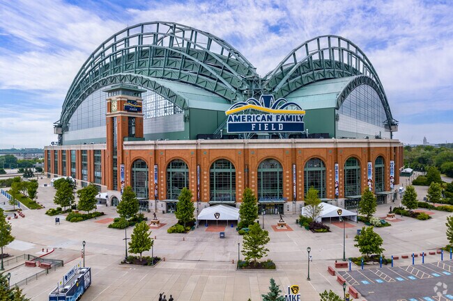 Valley Forge residents can watch the Milwaukee Brewers play at near by American Family Field.