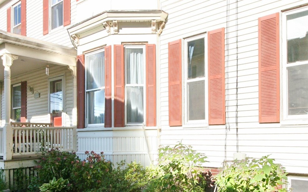 10 Trakey St, Dover, NH 03820 - photo 1