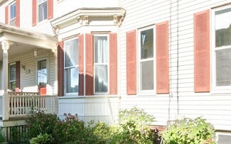 10 Trakey St, Dover, NH 03820