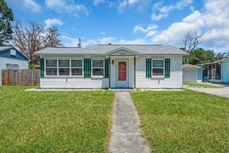 2800 47th St S, Gulfport, FL 33711
