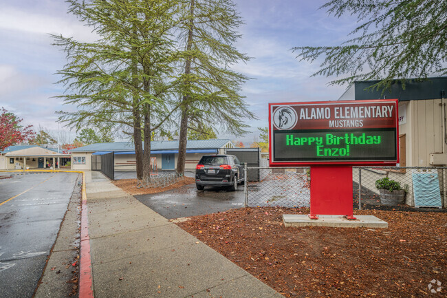Alamo Elementary School strives to build partnerships with parents and students.