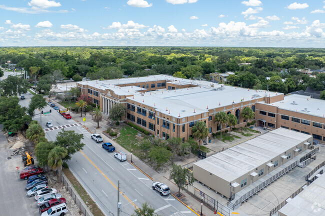Howard Middle School is a public school serving Orlando and surrounding areas.