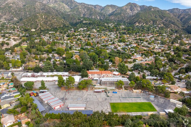 Monte Vista Elementary School serves grades K-6.
