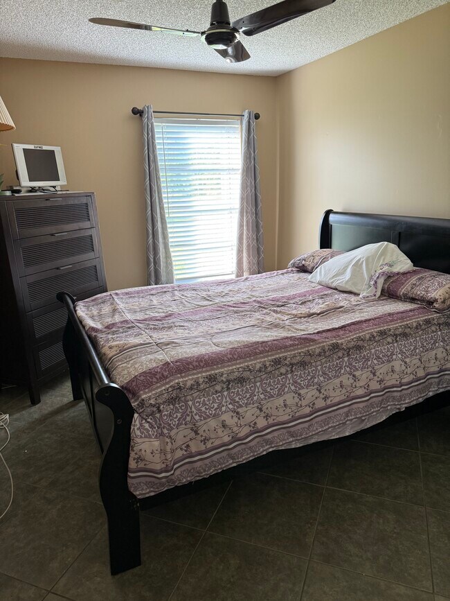 4043 NW Cinnamon Tree Cir unit Cinnamon Tree, Jensen Beach, FL 34957 - photo 6