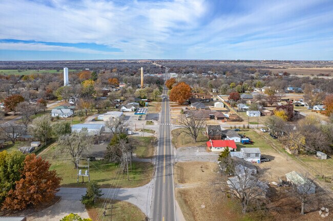 Lexington is wonderful small town with small town charm.
