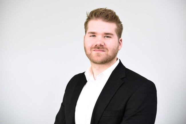 Agent Photo