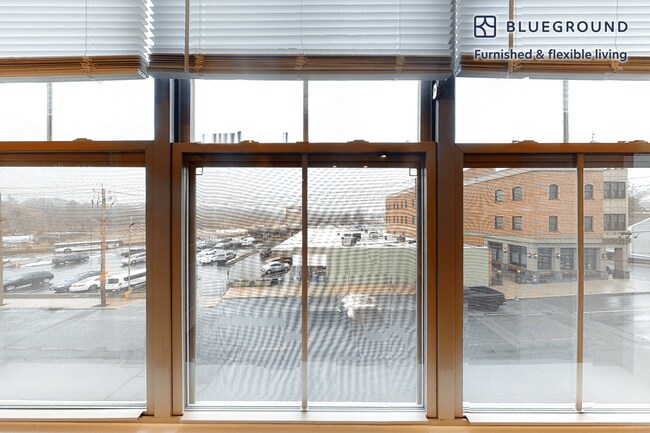 332 Halstead Ave unit FL2-ID2985A, Harrison, NY 10528 - photo 4