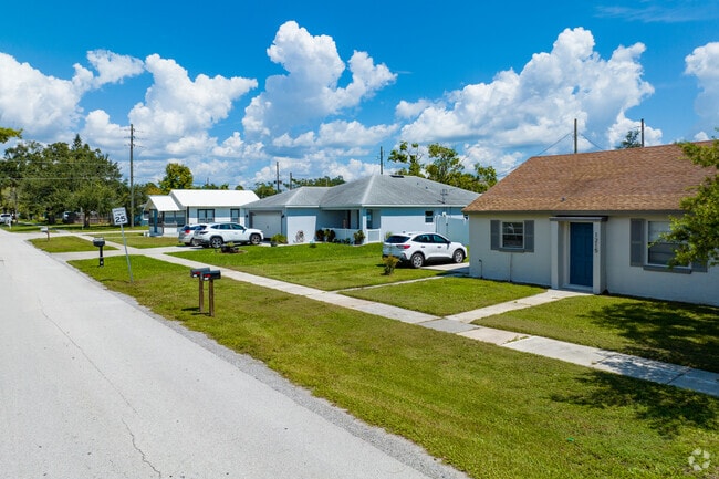 Most homes in State Streets are smaller ranch style homes.