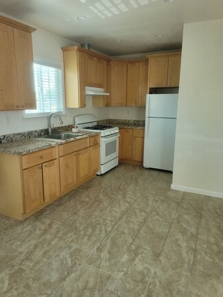 106 Hillside Ave Unit 106 Hillside Ave. #A, Freedom, CA 95019