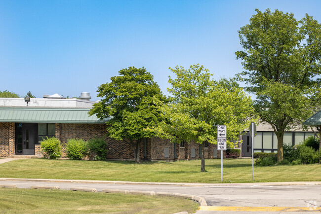 Shabonee Elementary School in Northbrook