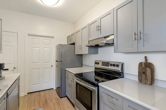 Spotswood Commons Apartments, Williamsburg, VA 23188 - photo 5