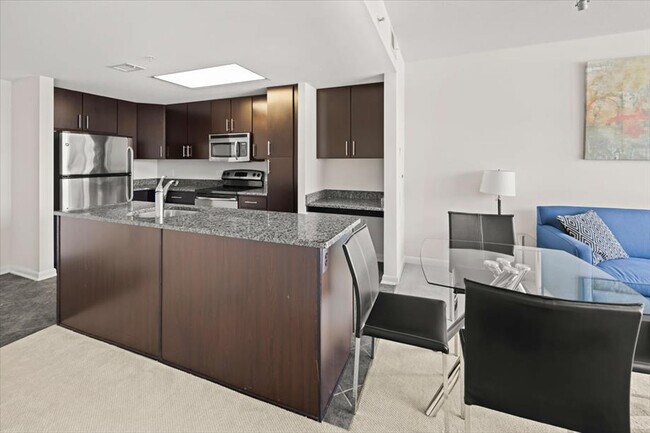 1405 S Fern St unit ID1250431P, Arlington, VA 22202 - photo 4