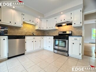 26 Winslow St Unit 2, Everett, MA 02149