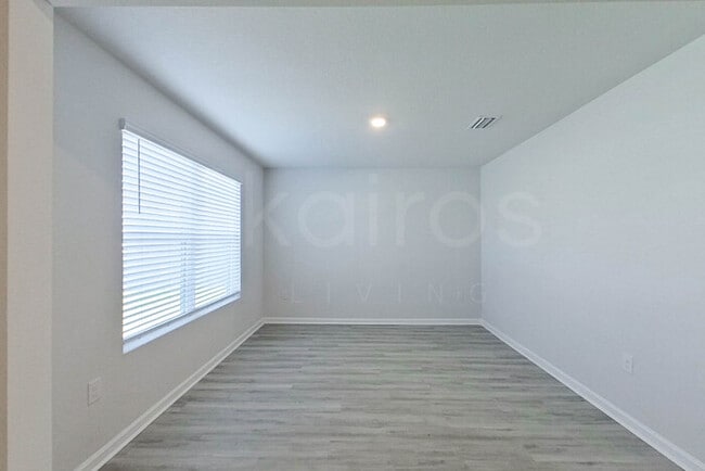 4726 Malay Cir, Milton, FL 32571 - photo 2