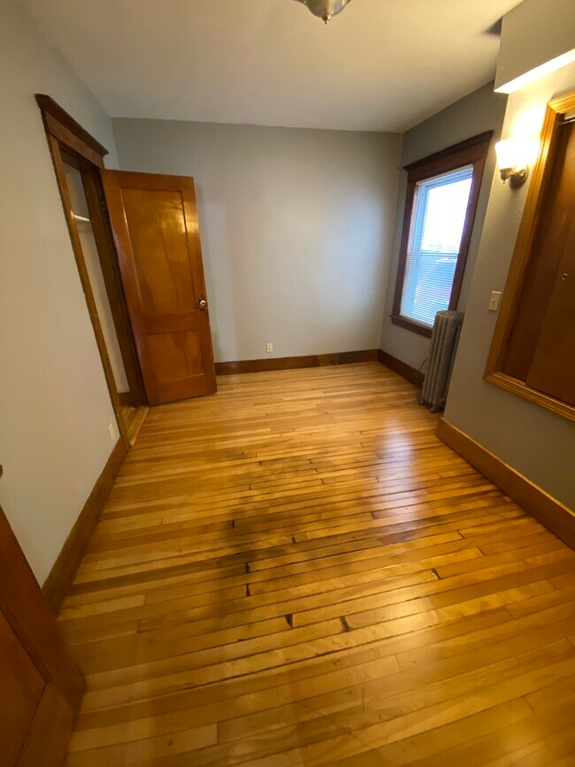 356 Chandler St unit 1, Worcester, MA 01602 - photo 5