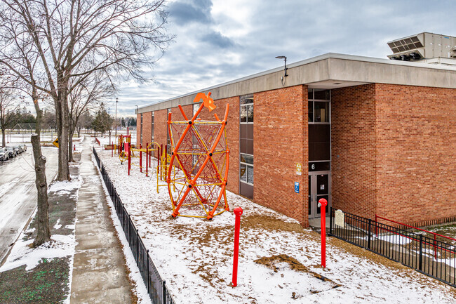 Yinghua Academy features a unique playground.