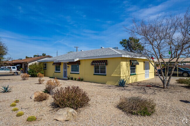 A bright ranch-style home in Grandview, Phoenix, AZ.