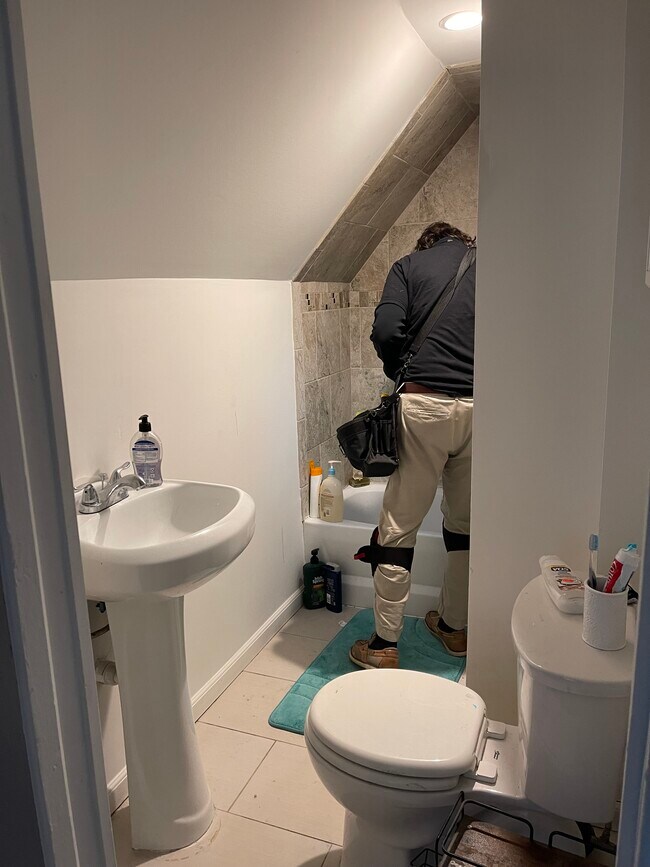 26 Ella St unit 2R, Bloomfield, NJ 07003 - photo 7