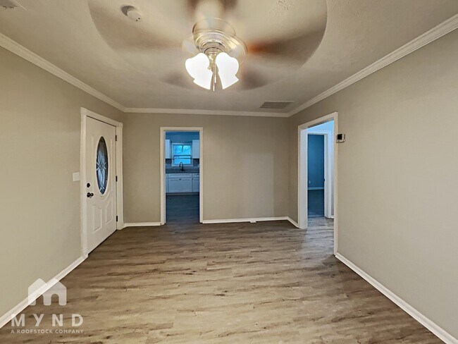 3033 Washington Rd, Atlanta, GA 30344 - photo 5