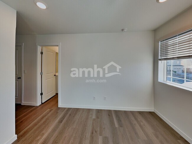 26142 E Calhoun Place, Aurora, CO 80016 - photo 7