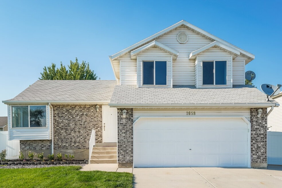 1658 W 8430 S, West Jordan, UT 84088 - photo 1