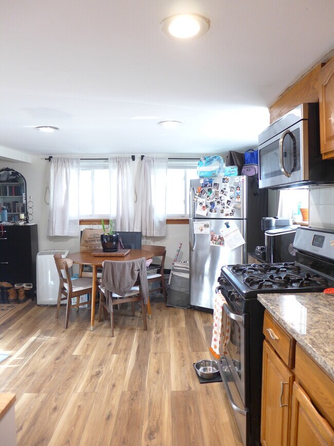 832 Parker St unit B, Boston, MA 02120 - photo 4