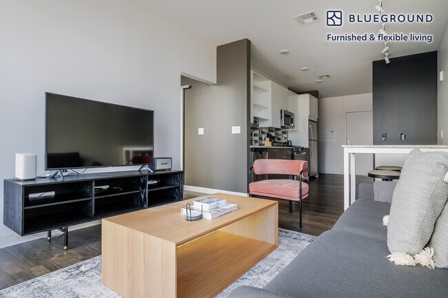 2 Leighton St unit FL4-ID1297, Cambridge, MA 02141 - photo 4