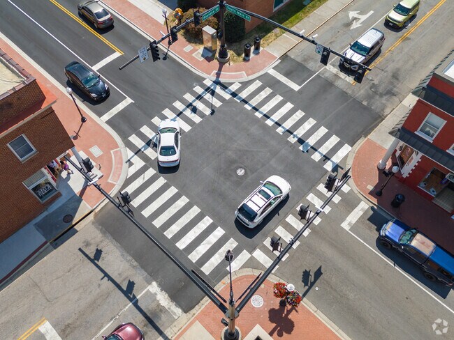 Main Street is home to a mix of unique boutiques, bookstores, and specialty shops.
