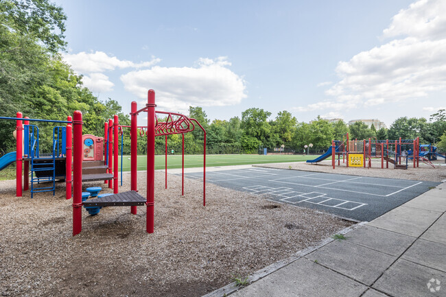Somerset Elementary School 6