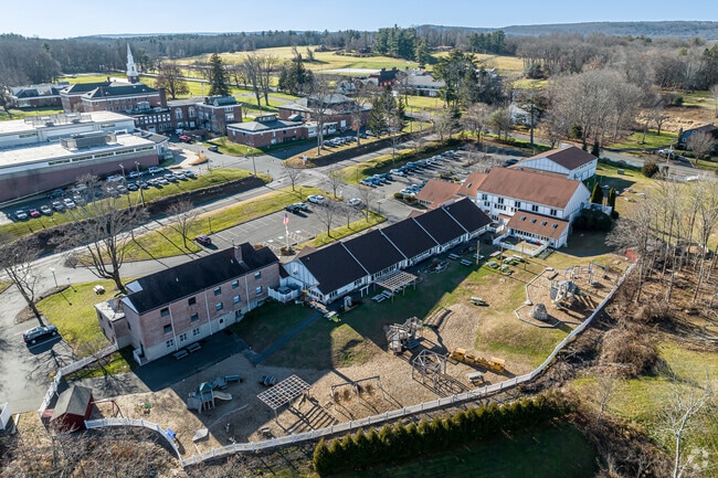 Cobb School is located in a charming rural area of Simsbury.
