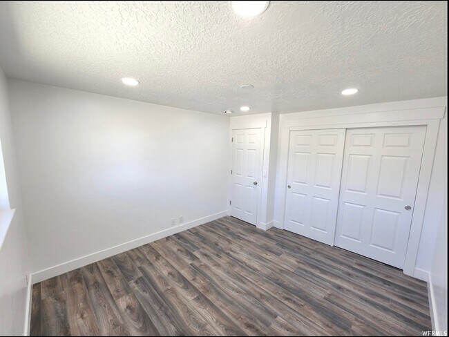 2285 W 5950 S unit Basement, Roy, UT 84067 - photo 3