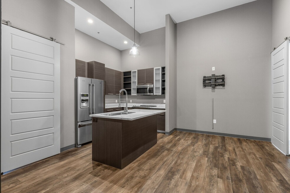 901 9th St unit H, Wichita Falls, TX 76301 - photo 1