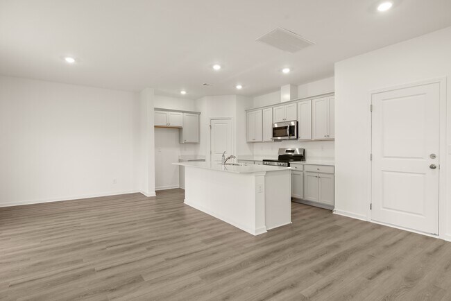 120 Rolling Meadow Way, Kathleen, GA 31047 - photo 6