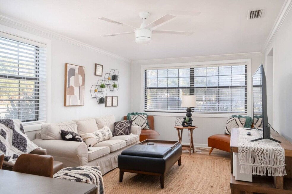 18160 High Springs Main St unit ID1359107P, High Springs, FL 32643 - photo 1